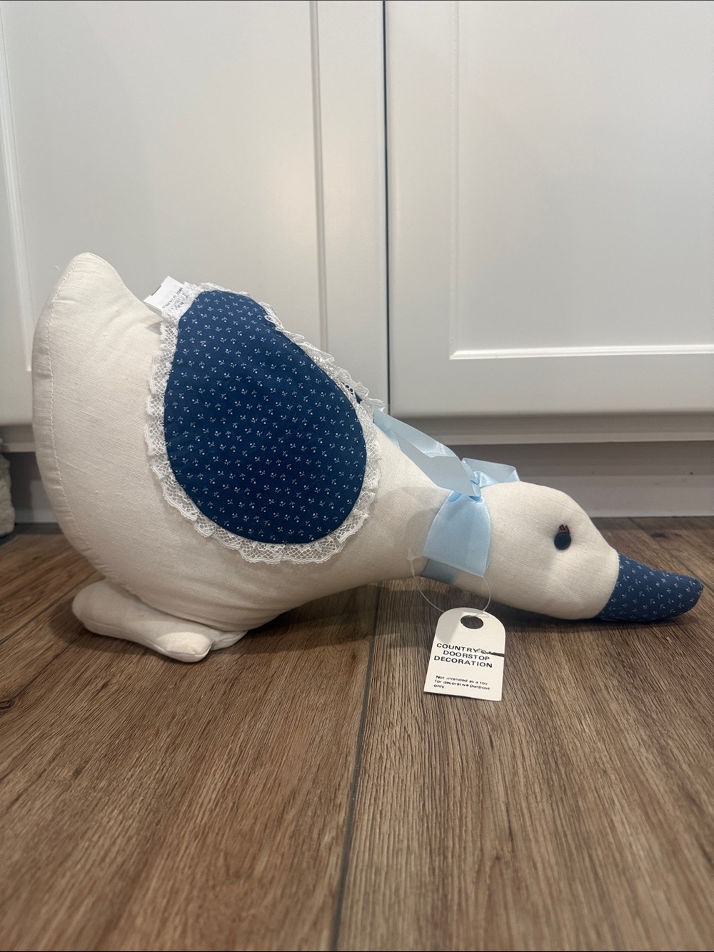 Country Style Blue & White Goose Plush Décor/ doorstop  - Vintage and NWT!!